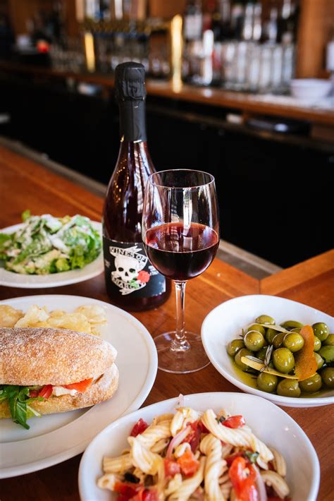 Pastaria Deli & Wine 